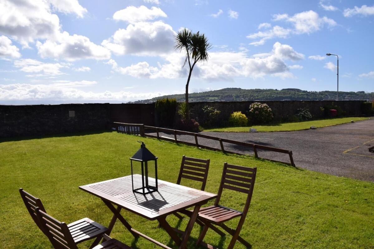 One Marine Place Port Bannatyne Luaran gambar